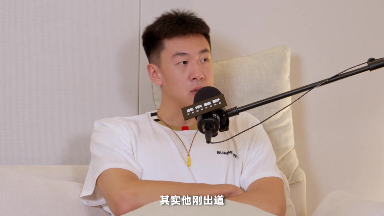 王少杰谈王洪泽新秀墙 外界声音太多 王少杰谈王洪泽新秀墙 外界声音太多
