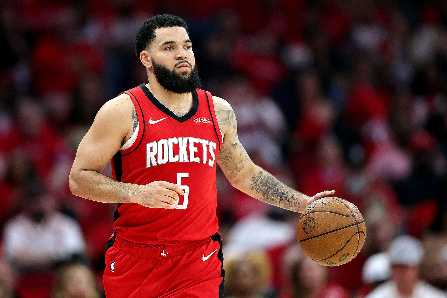 教练只会甩锅 管理层只会装死 球员表现拉跨 火箭能赢1轮系列赛吗